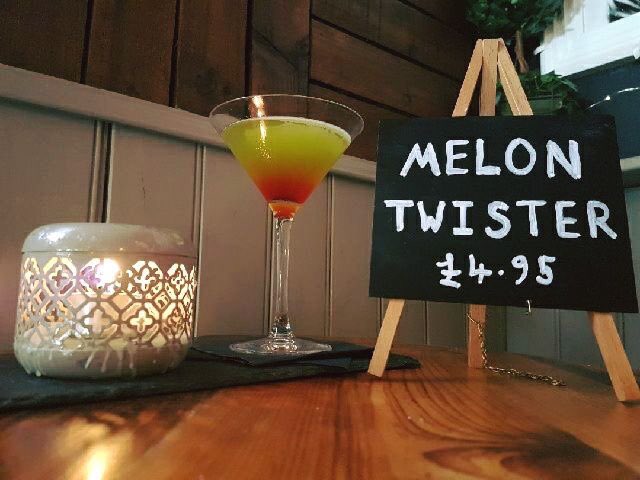 Simplyjjs's tweet photo. Cocktail of the week #delicious #cocktail https://t.co/MvUlmpGZtg