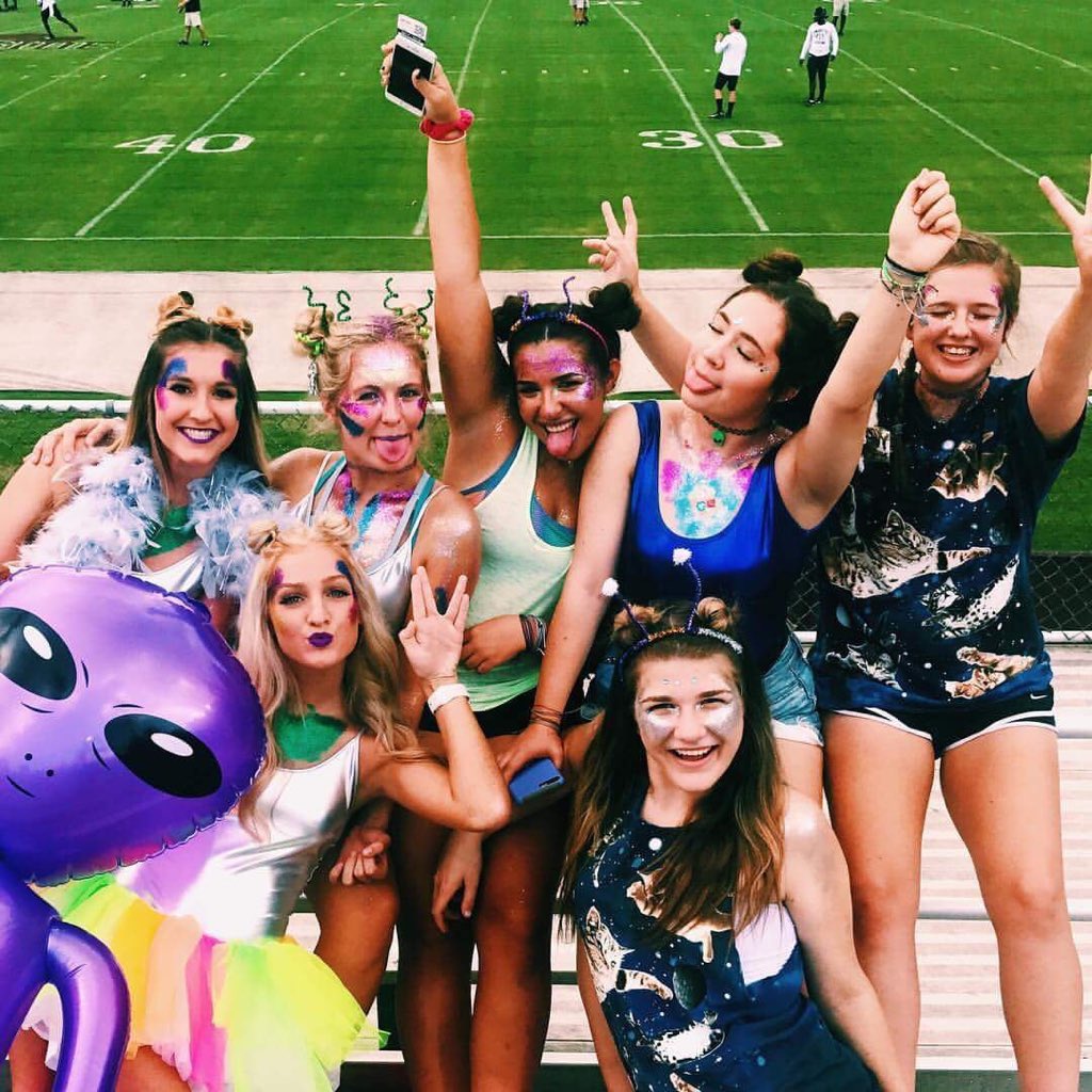 LHS Student Section tweet media
