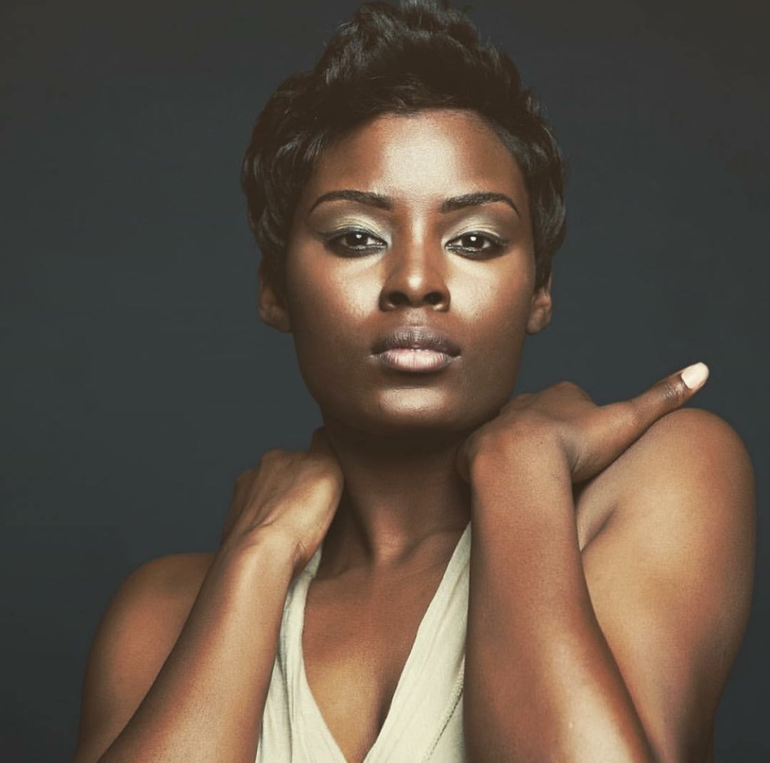 the_upgradeshow's tweet photo. @dayvia10 is coming on the show today at 4pm‼️ Make sure you're tuned in at @WeTheNewTalk‼️ https://t.co/9455bBTBvF