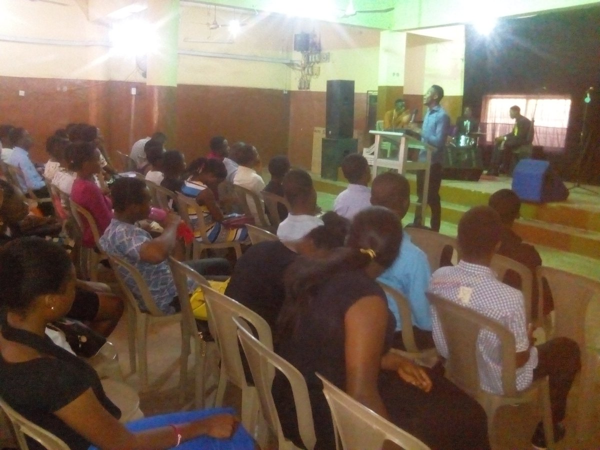 FECAEnugu's tweet photo. Freshers is holding Fellowship today. We call it "Fresher's Day" reporting live... *Maxwell* 😉😉 https://t.co/3LuxWDFsnT