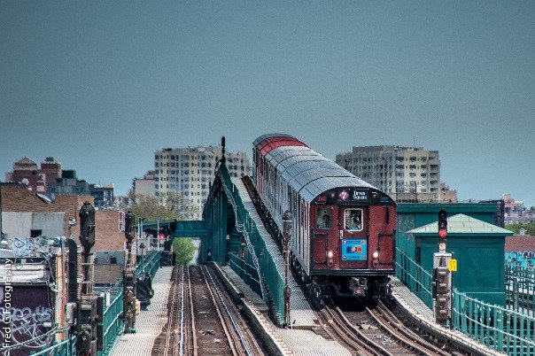 NYTransitMuseum's tweet image. Today is our #Queens #NostalgiaRide! We’ll be enjoying a ride on the #TrainofManyColors up to #FlushingMeadows - #CoronaPark.