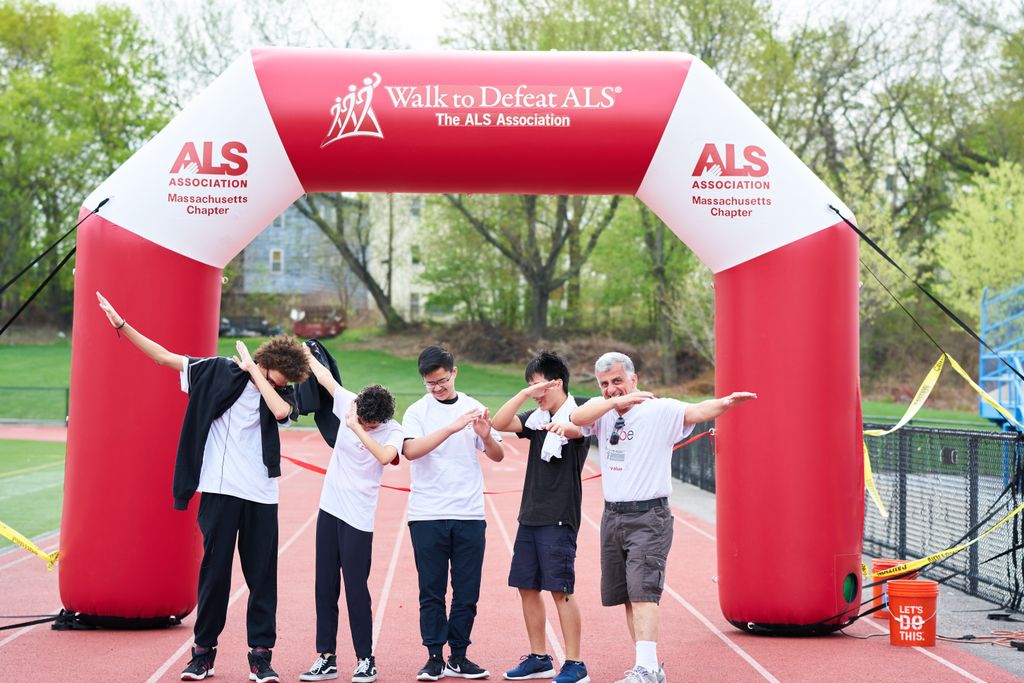 WalktoDefeat's tweet photo. Today is #WorldPhotoDay! Share your favorite photo from the Walk to Defeat ALS below! https://t.co/6gQasX9AZA