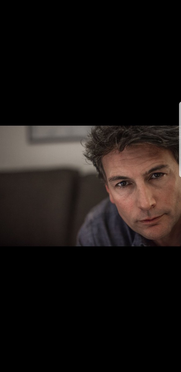 Roberto Farnesi tweet media