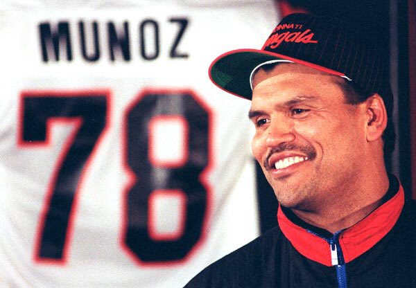 Happy birthday to HOF T Anthony Munoz! 