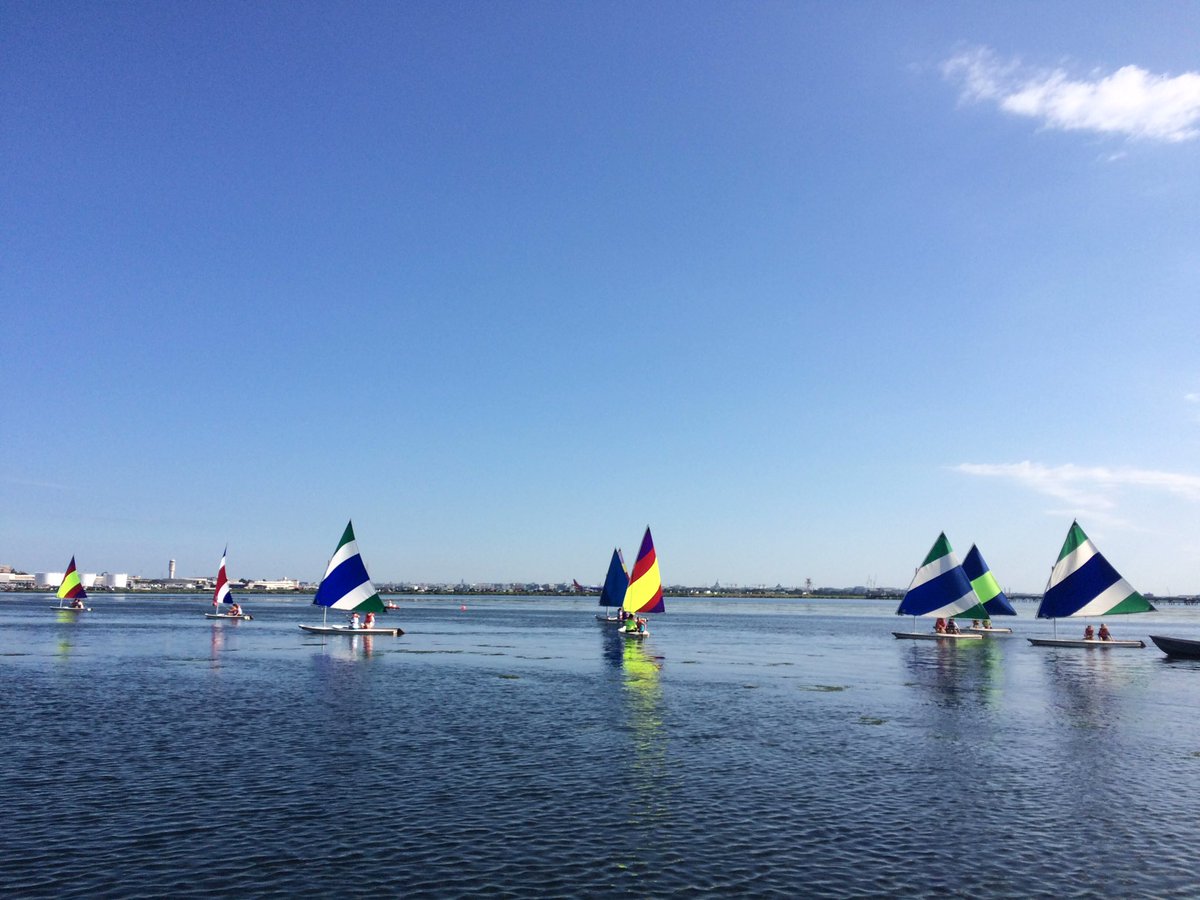 Another beautiful morning junior regatta #sunfish #washingtondcbeauty