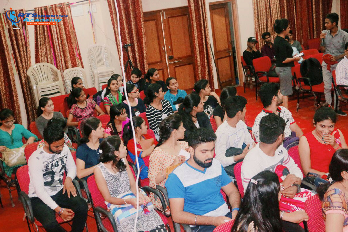 RTSuccessNLP's tweet photo. RTSuccess Day2 - 100 + People . Fortunate enough for another round of huge Empowerment Session. https://t.co/X3zYInTWZm