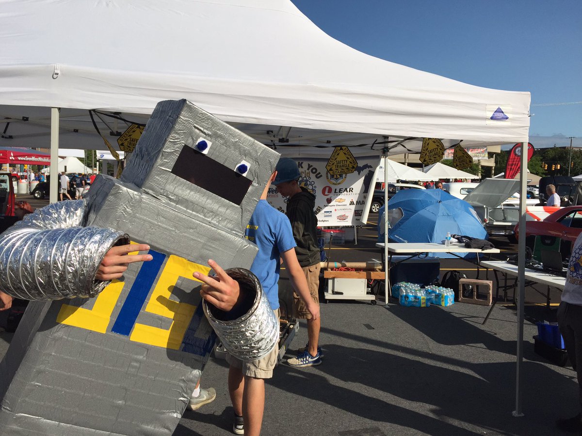 Stop by and see us and <a href="/bigmo314/">BIGMO FRC 314</a> today at Back to the Bricks! #hybridhornets