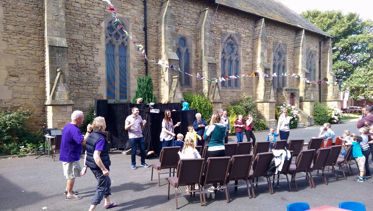 stjohnshebburn's tweet photo. Thanks to everyone involved in today's Hot Dog Fun Day, it was a great time! https://t.co/8iEFHFOnsU