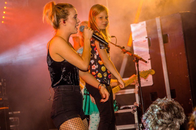 Foto's <a href="/StratenFestival/">StratenFestival</a> 2017 - zwolleontour.nl/galleries/stra… <a href="/HESZwolle/">GastvrijZwolle</a> <a href="/ZwolleNu_nieuws/">ZwolleNu</a>