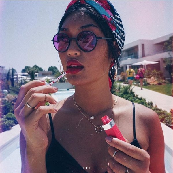 specsonpearl's tweet photo. Sunnies and lipstick on. Ready to go. #OrgreenOptics #Summer #DanishDesign #SpecsonPearl #BurlON https://t.co/KKxrZ3M2gT https://t.co/Lrwq9CSVRl
