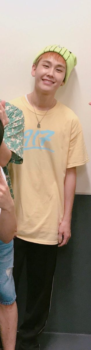 gbaby_btov's tweet photo. イルンの帽子、遠目で見たらアカスリタオルにしか見えなくて動揺したし、まさかのめくると目出し帽になるというからくり付きだった https://t.co/jVJEJZZPk5