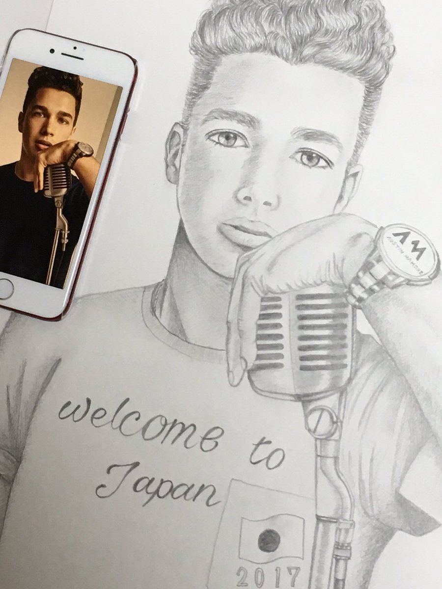 NialLukeMahone's tweet photo. お母さんの今までの絵 https://t.co/nq1J2R0zh2