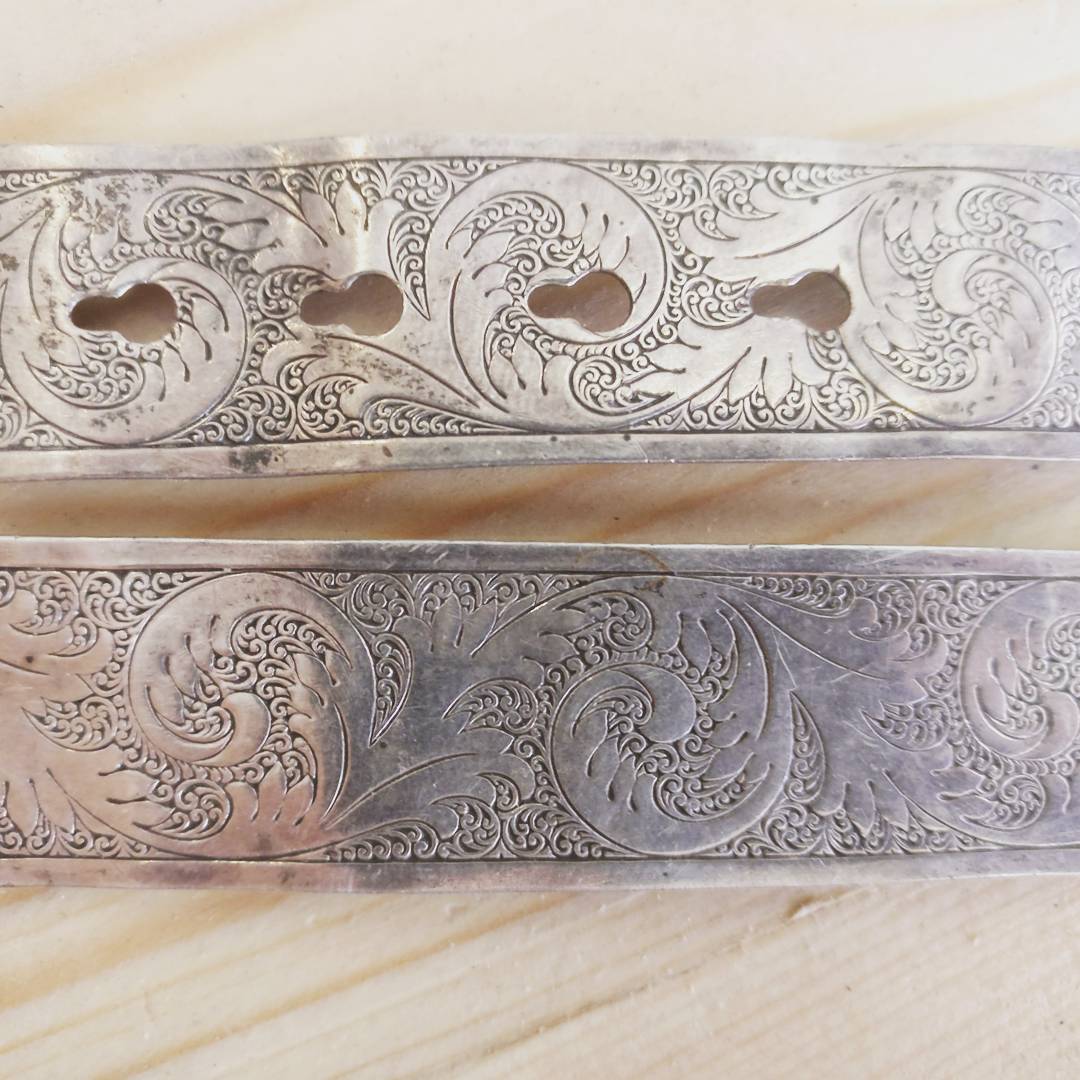 A forest worker wanted to turn an important family heirloom in to a piece of jewellery inspired by hazel leaves🍃 #bespoke #silver #jewellery