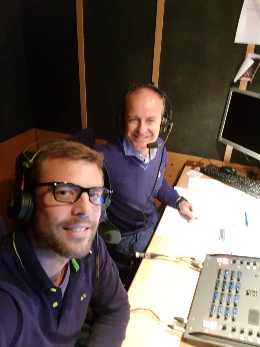 Pret pour le live hockey avec nos @BELRedLions  sur <a href="/VOOsport/">VOOsport</a> avec @baudepeeters #belaut #hockeybe