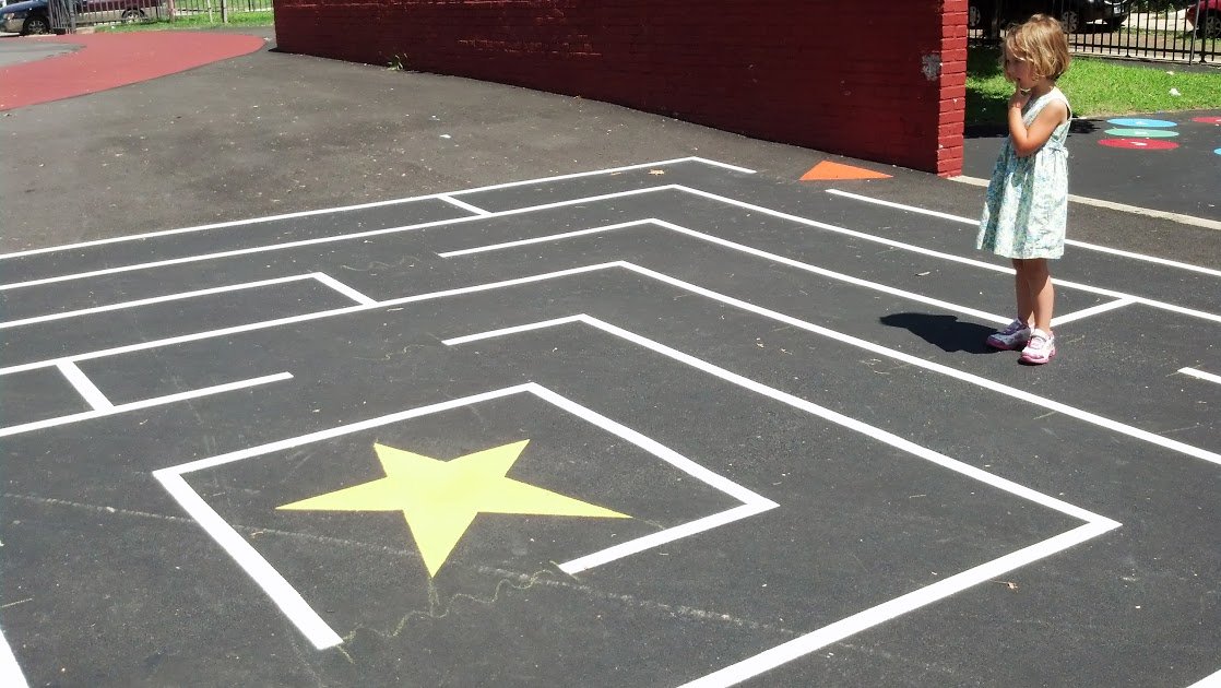 StratClass's tweet photo. Awesome interactive playground activities and ideas. ABCs..mazes.. labyrinth..obstacle courses..multiplication chart.."darts". #whymme https://t.co/MUYlbb3HRh
