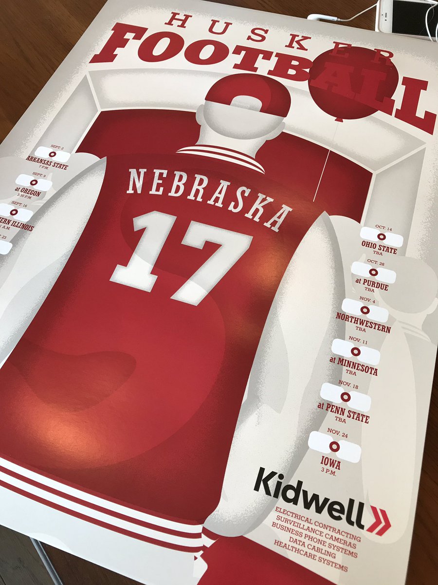 HailVarsity's tweet photo. Hey #UNLStudents, we got your dorm room covered. Get your free #Huskers poster. 

📍By East Stadium Statue 
🗓Sunday at #BigRedWelcome https://t.co/GCGz7zaFPP