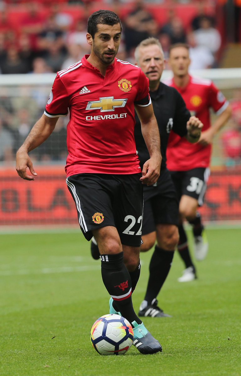 HenrikhMkh's tweet image. Never tired of winning! Happy for my 2 assists🎯⚽️🙌🏼 @ManUtd @premierleague