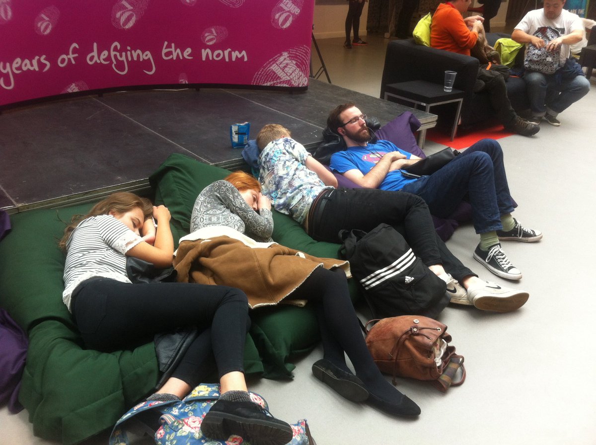 ForgetTheDog's tweet photo. WE SOLD OUT OUR LAST SHOW!!🔥
In other news, thank you @FringeCentral for a top napping space! 👌 #beautysleep #thisisfringe https://t.co/iN7dbmIgMh