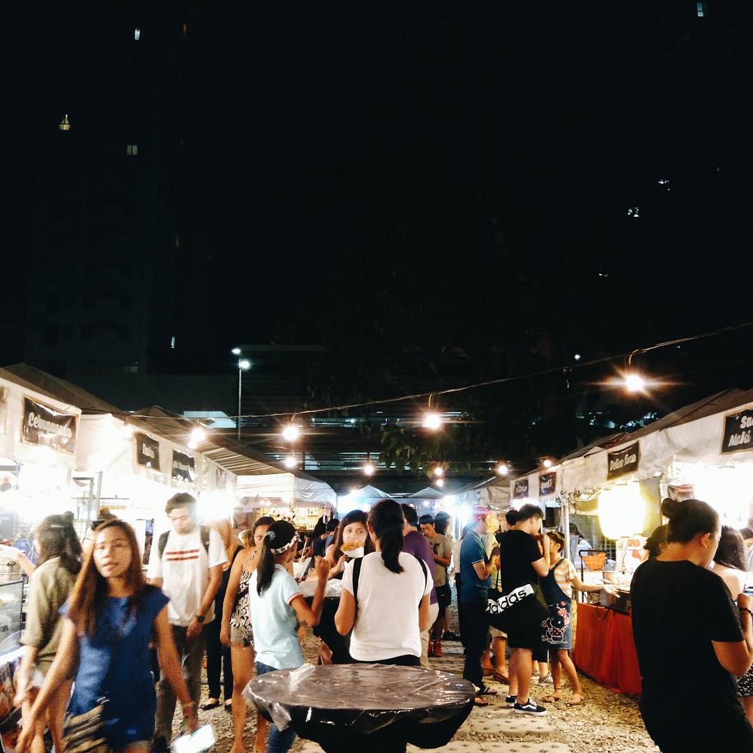 msrizzashiroma's tweet photo. #SugboMercado 🙌 🌆 .
.
.
.
#vscocam #vscocamph #eggcloud #TGIF https://t.co/soKlKofMFW