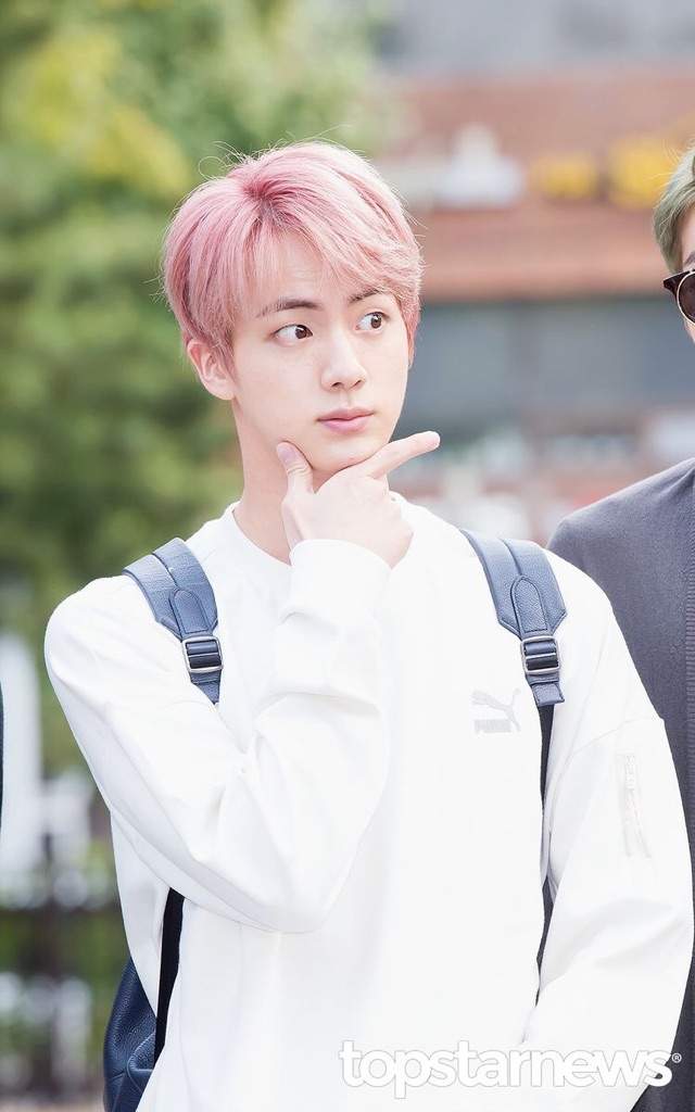 prttysassyrose's tweet photo. SeokJinnie💘

#TeamBTS https://t.co/3RXUJOpMOJ