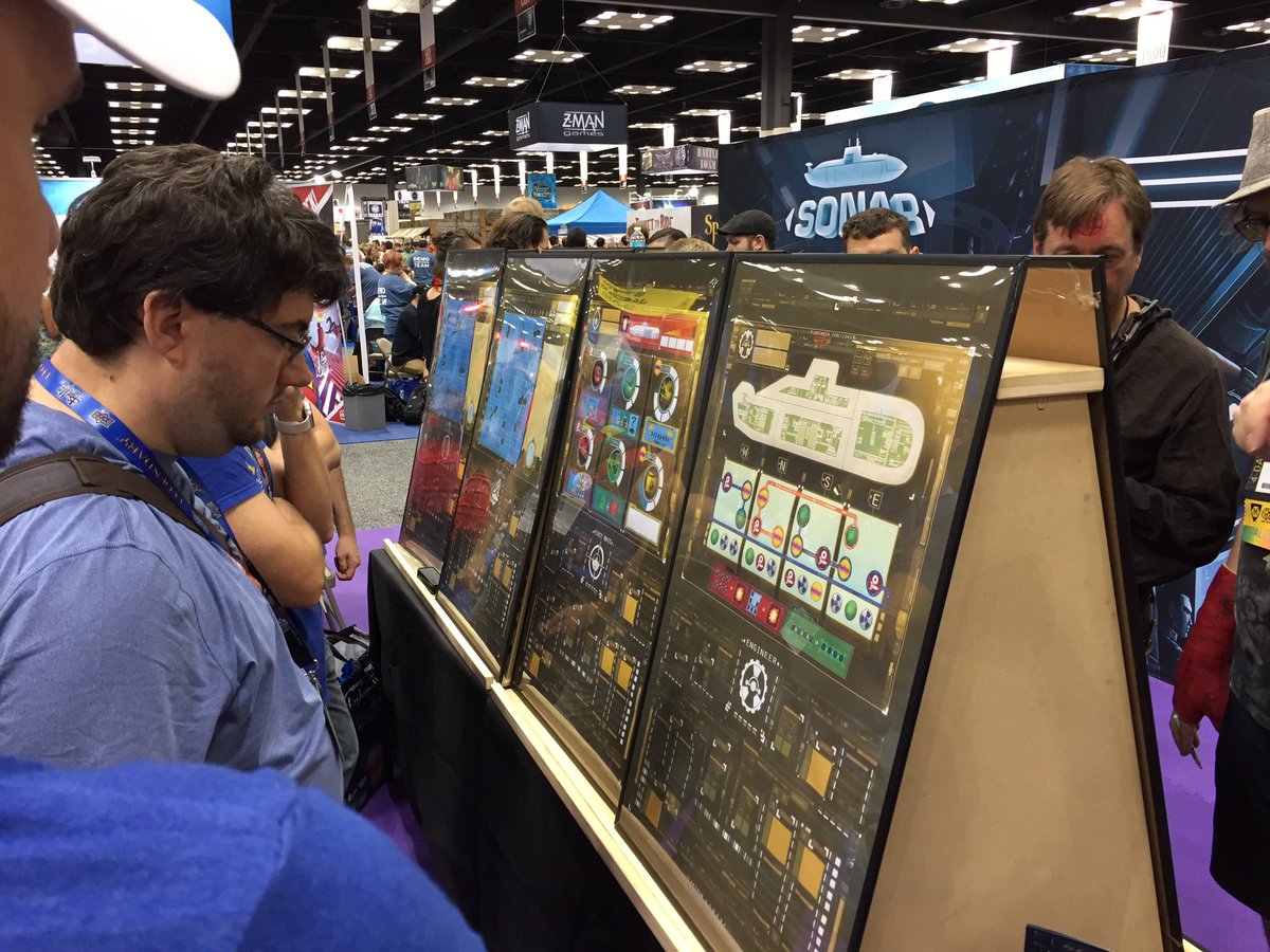 EricSummerer's tweet photo. Giant Captain Sonar from @EditionsMatagot #GenCon50 @thedicetower https://t.co/0Y4Lz7y77Z
