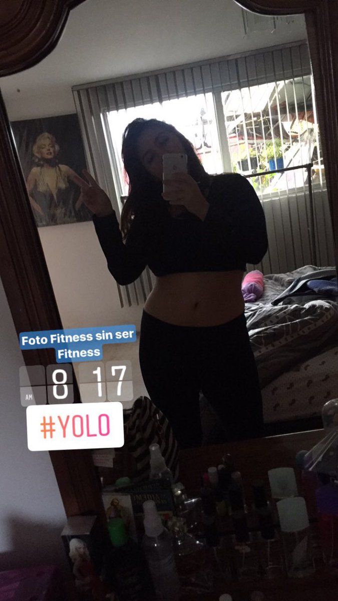 rebbvelvet's tweet photo. #FotoFit #AyVamo🔥 https://t.co/xP9XTKa53h