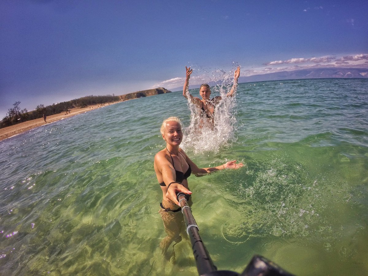 Alenka_Lut's tweet photo. Шикарный weekend 🤙🏻😎 #Irkutsk #irk #olkhon #olkhonisland #olkhon2017 #weekend #smile #sun #sea #iamhappy #iloveit #aalyonkaa #lutkovskaya https://t.co/Mz09PGRUO4