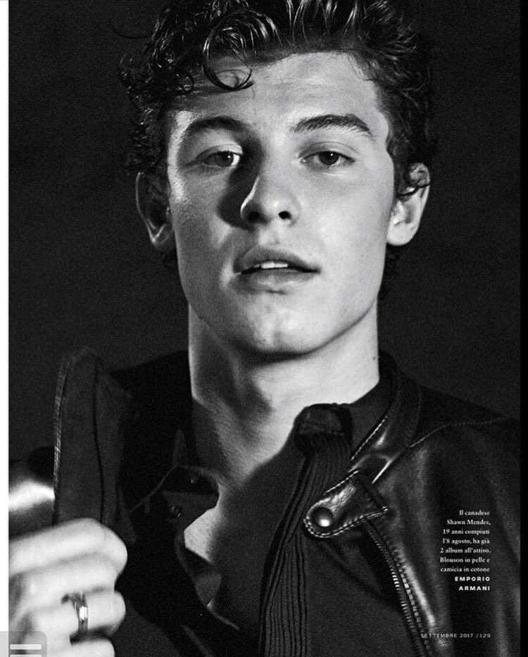 SourceMendesBE's tweet photo. 📸 : Shawn posing for @GQitalia https://t.co/jAkuicSNoh