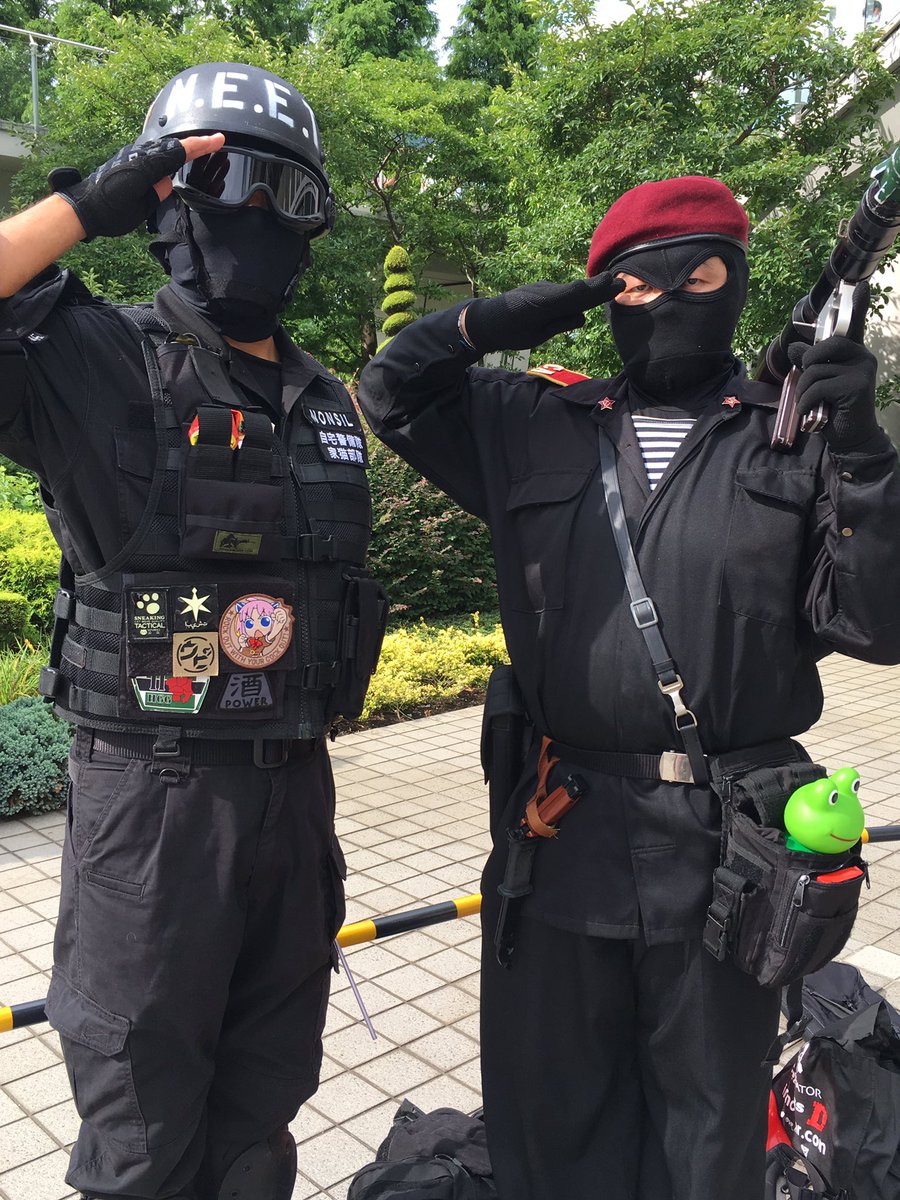 魎皇鬼 山猫部隊のコスでイベント行きたい 自宅警備隊 家猫部隊のnonsilさんと 自宅警備隊 家猫部隊 山猫部隊 C92コスプレ C92