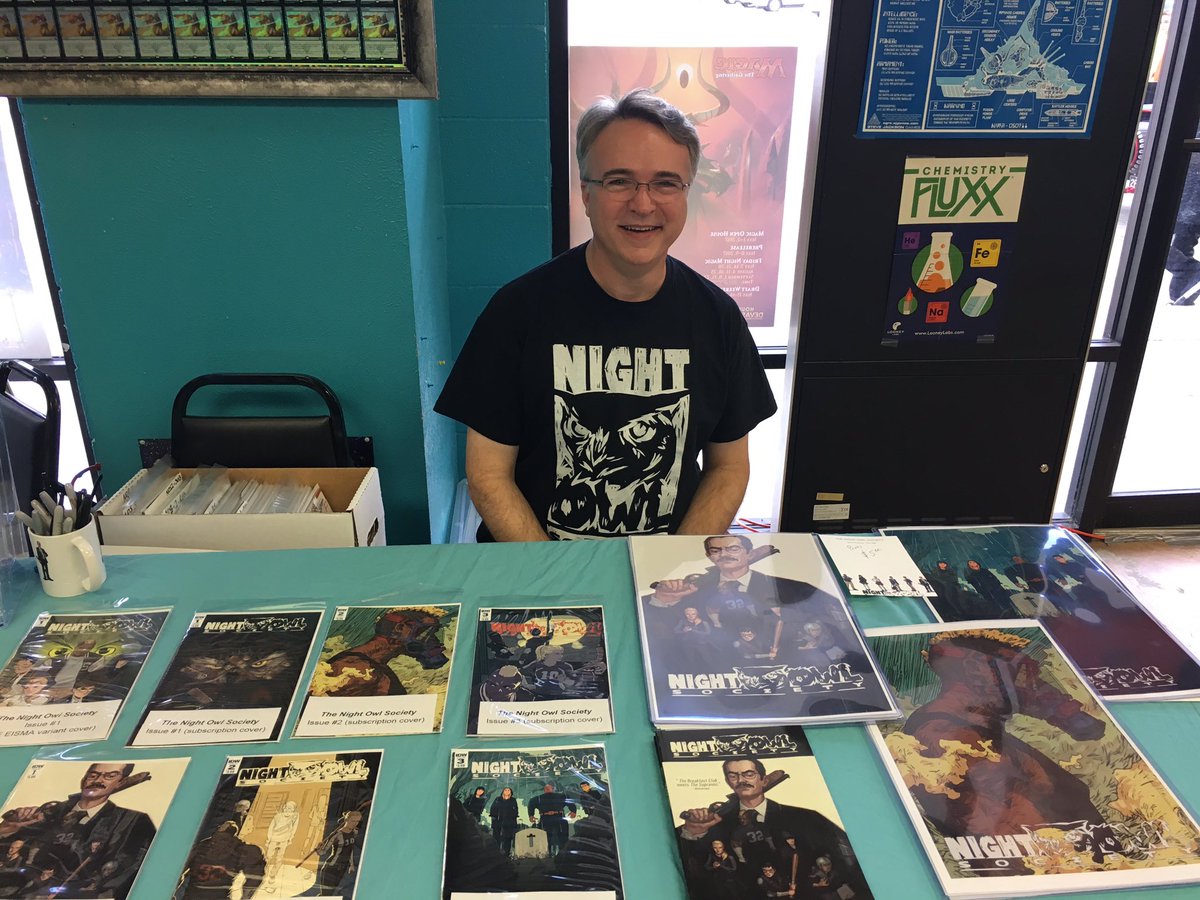 I'm at <a href="/CadetsConInfo/">Cadets Con</a> in Houston all day signing books. Lots of cool stuff here. Stop by and say hi! @Night_Owl_Comic <a href="/IDWPublishing/">IDW Publishing</a>