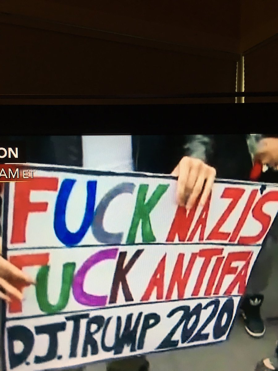 Ldfan1's tweet photo. #LeftistViolence #ExposeTheLeft #SOROS #DemocratDemise2018 #Trump2020 #Boston #Maga #WhyDemocratsAreDone #FreeSpeechRally @POTUS https://t.co/boBmYrV72w