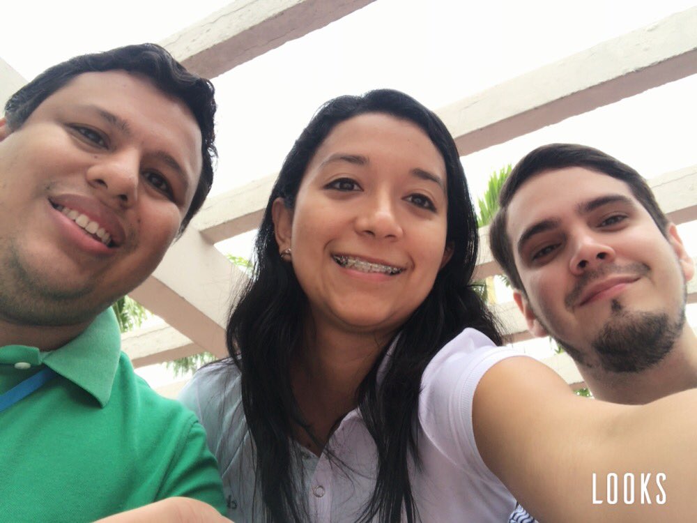 lemos3gaby's tweet photo. En el desayuno en #BootcampBdP #estasenelmejorlugar @BancoPacificoEC #HumaneNegocios https://t.co/zx9fMkCXAs