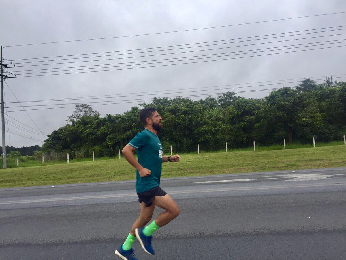 BorisAlonso77's tweet photo. Otro mecatazo 5 x5k . #EnlastenisdeBoris #SomosFMCC #AdidasRunning https://t.co/dxNQEPEZ6k
