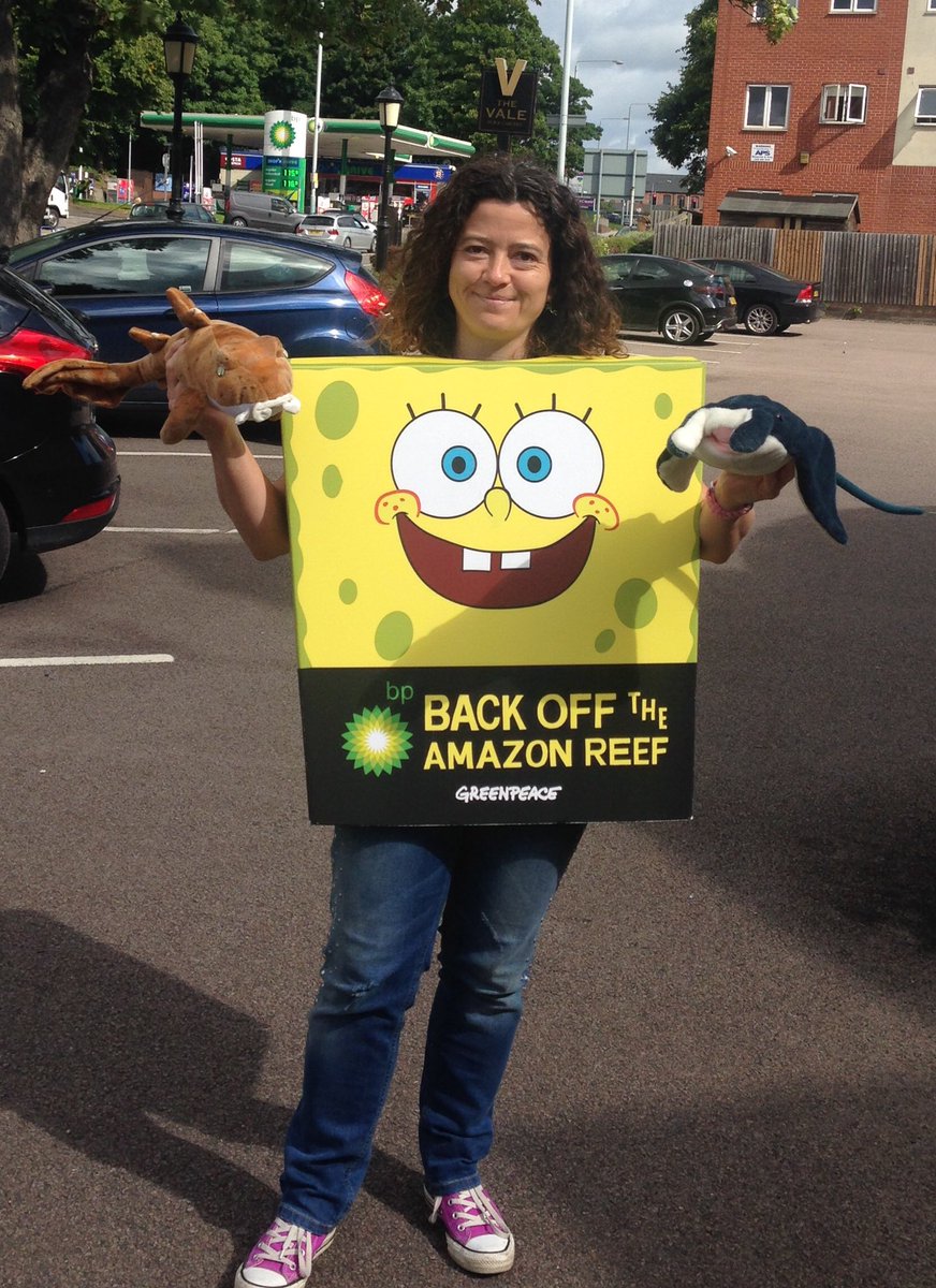 hvmitch76's tweet photo. Just an average Saturday: been out as Sponge Bob with @Greenpeace telling BP to #saveoursponge & not drill for oil on the Amazon Reef https://t.co/Q1a9MUAF0h