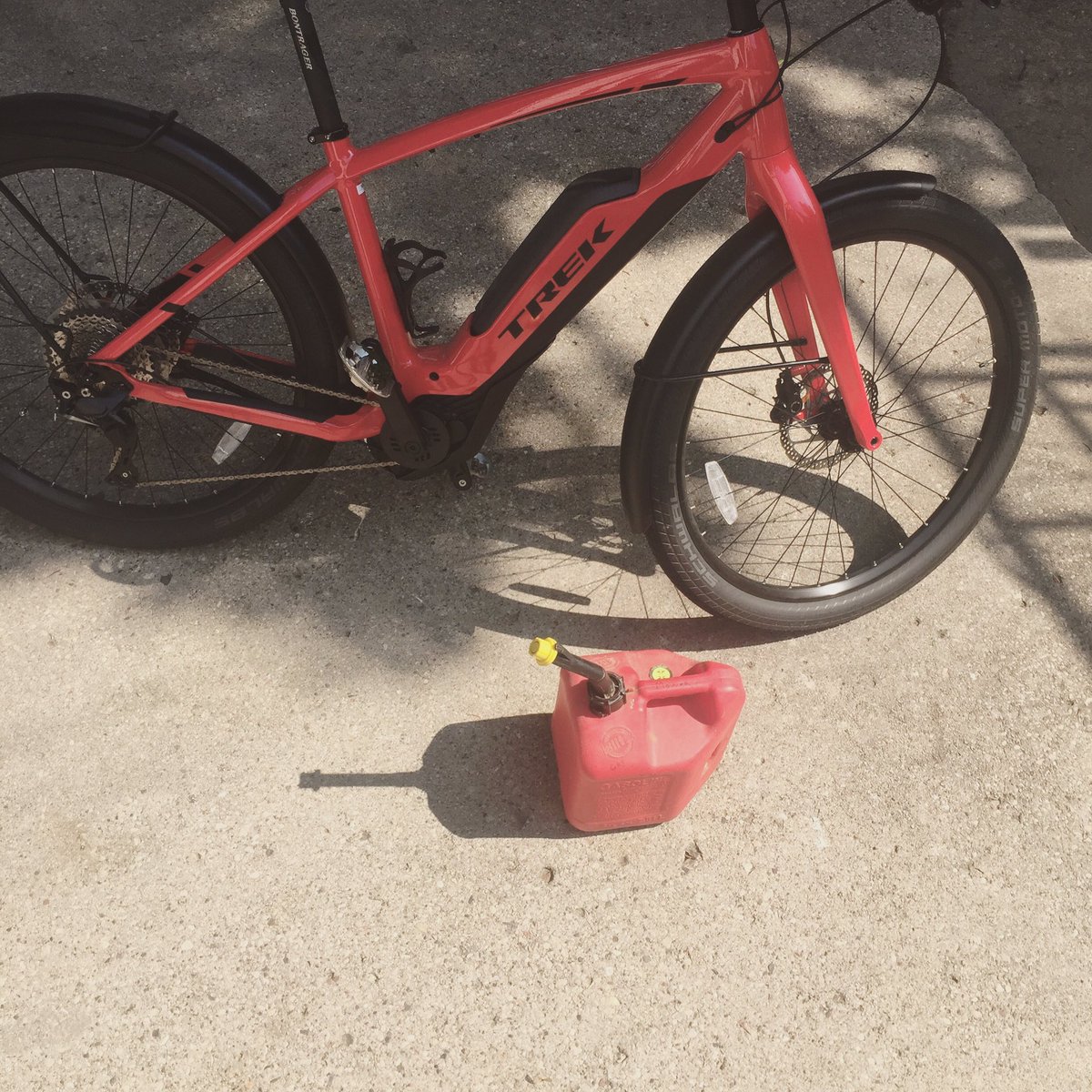 snudge's tweet image. Rode the e-bike to get lawn mower gas and used my phone to pay for it.  Who would have dreamt that?#trekbikes