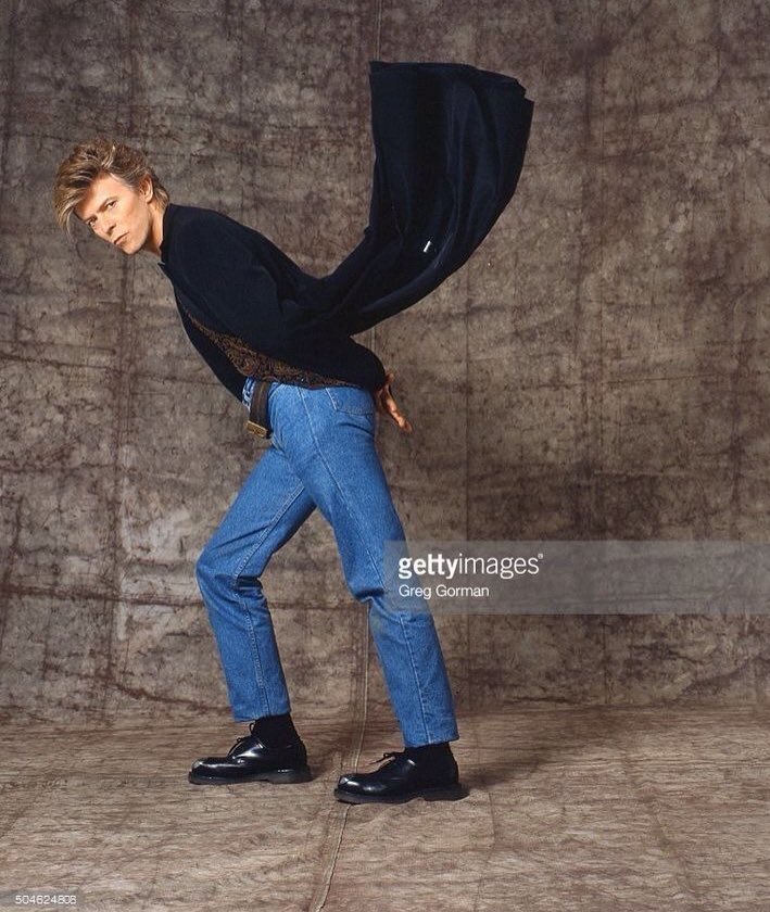 lowder_e's tweet image. "So I tell them I can fly...And I'd rather play here with all the madmen For I'm quite content they're all as sane as me" 🎶 @Jonnythealien2