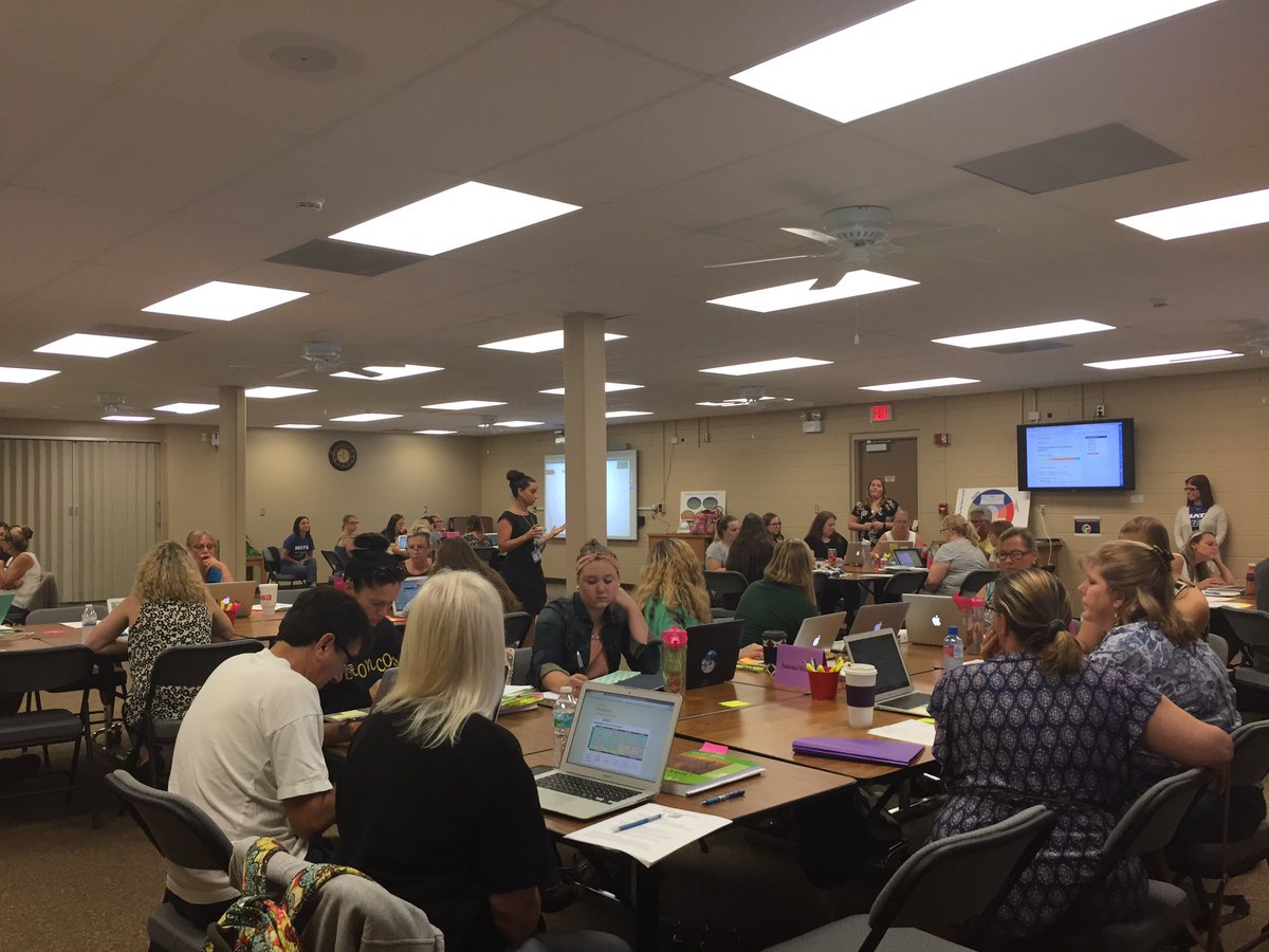 TeacherGMarcel's tweet photo. Full house for the Saturday Eureka training AM session. #PascoMath https://t.co/iFKKttBctb