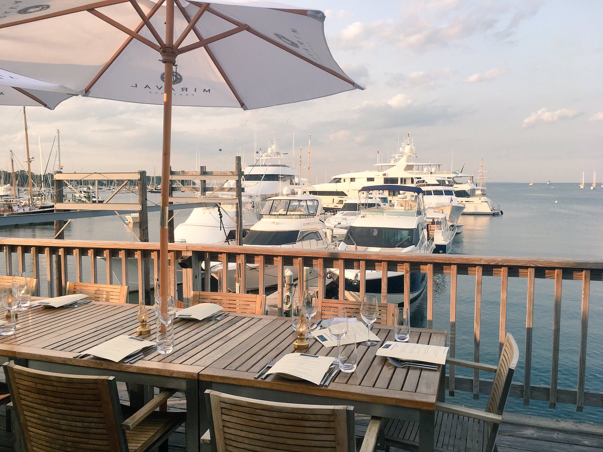 ....gorgeous setting <a href="/gardeeastMV/">Gardeeast</a> plus great staff and amazing food! #vineyardhaven