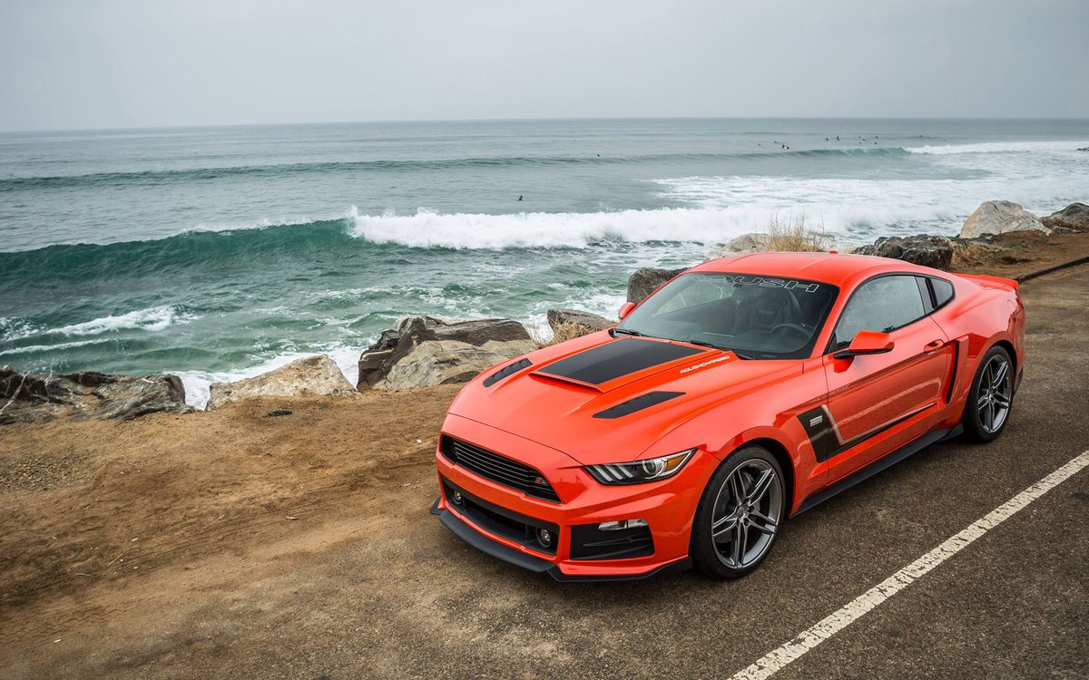 TheDailyCar's tweet photo. Wallpaper worthy 🤩 #Shelby #gt500 #gt350r #mustang #mustangpride #wallpaper #ocean #car #cars #luxury #dreamcar #luxurylife #luxurylifestyle https://t.co/a0dPVYaJ3f
