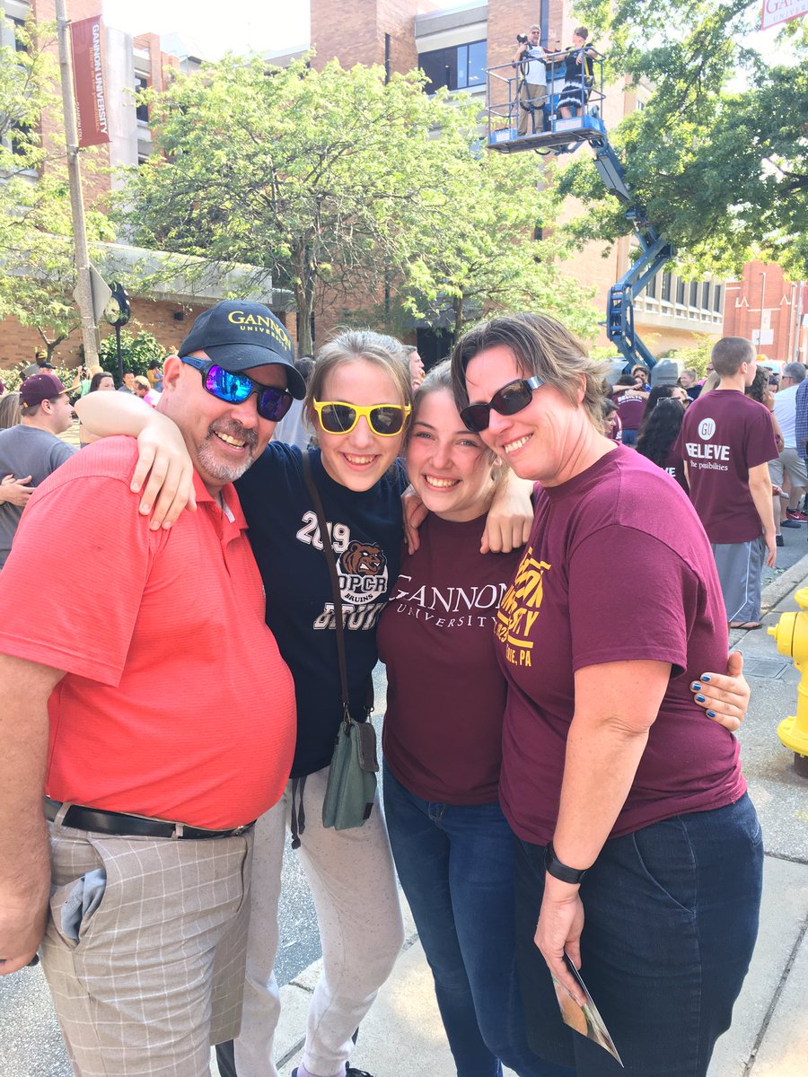 GannonU's tweet photo. Goodbyes are hard, but they're not forever!! You got this, Knights. #PreviewGU ⚔️ https://t.co/QRnlf89Qnd