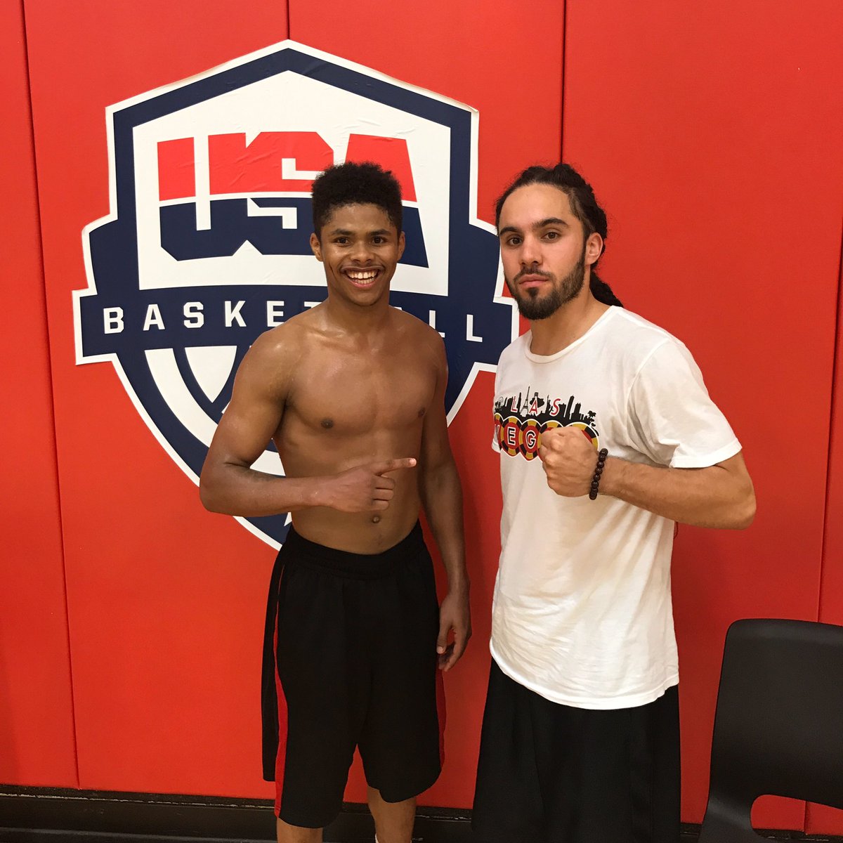 yungkingali's tweet photo. My yung lion @shakurstevenson fight tonight on @espn tune in to see future of #boxing we'll be at the top soon #PrinceBoxing #RocNation https://t.co/pWz8ouS5MZ