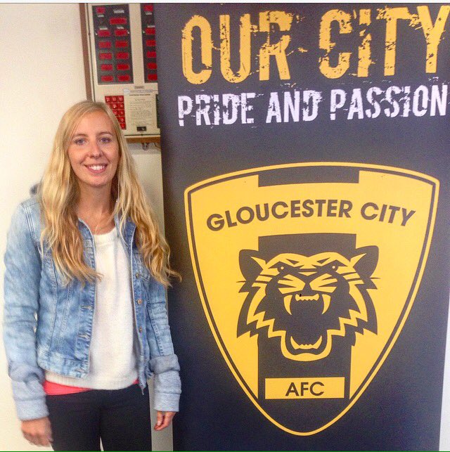 SophieGHolmes's tweet photo. Not sure whats more alarming - finding myself at a Gloucester City match or the fact that dad took this photo #hellhasfrozen #lookoutforpigs https://t.co/xiGwvnxLs5