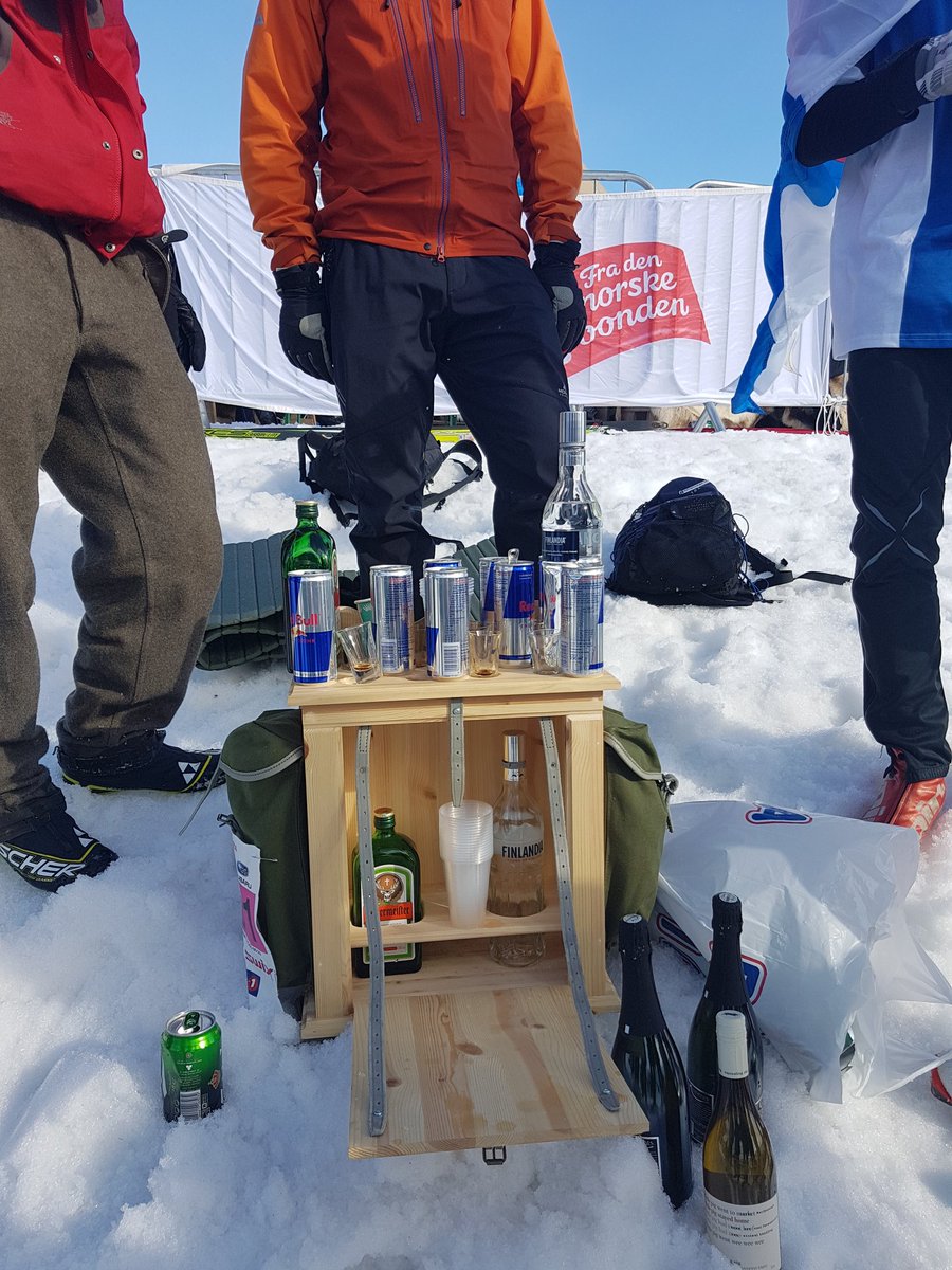 Jarleu's tweet photo. 244 DAGER TIL SKIFEST mellom Finse og Ustaoset 😉😎😎😎😎😎😎 https://t.co/BpIfryiBl2