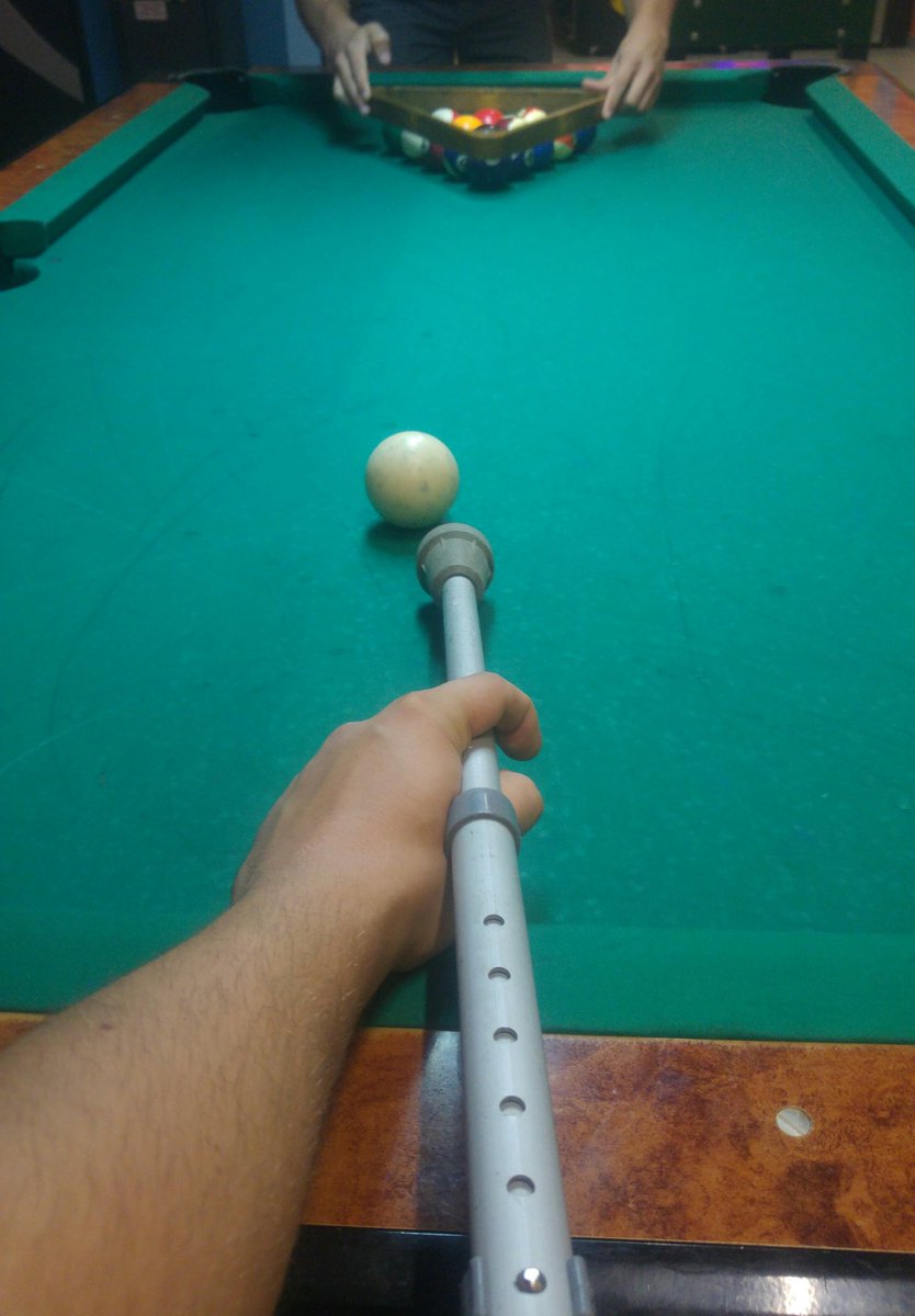 al ekipa sa štakom bar ima prednost u biljaru 🎱