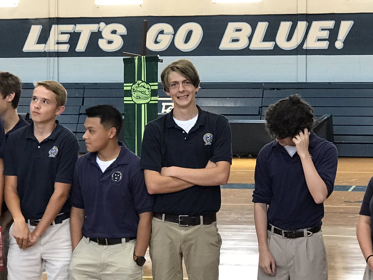 pcmrsg's tweet photo. Seniors telling the student body what they love about PCHS. #pccrusaders 💙 https://t.co/QCGaifs0u4