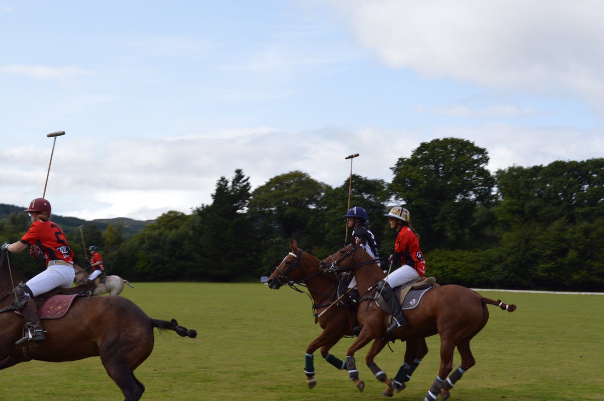Ladies_polo's tweet photo. Big crowd out earlier to see the Ireland vs USA polo match! Thrilling stuff... Congrats to team Ireland on their victory! 👏🏼🇨🇮🇺🇸 https://t.co/idJ8dTl3EY