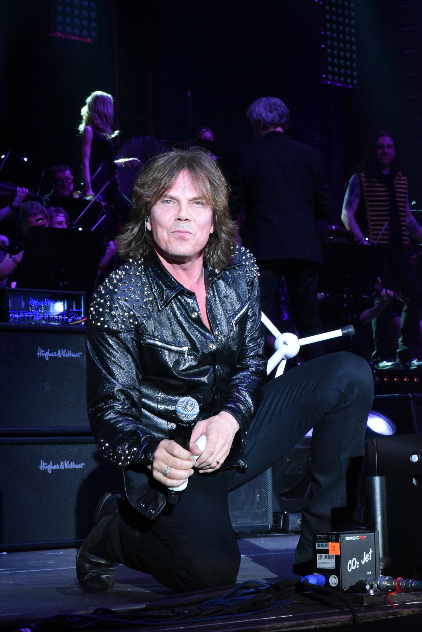A very Happy Birthday to Joey Tempest. Wishing you all the best. 