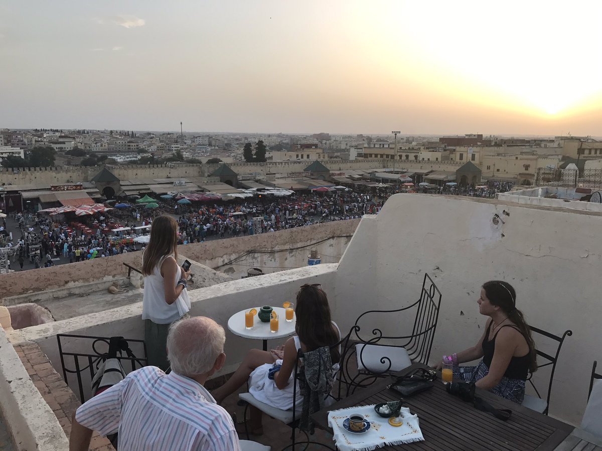 monicamelle's tweet photo. Atardece en #Mequinez #Marruecos https://t.co/FSZe1lYK5T