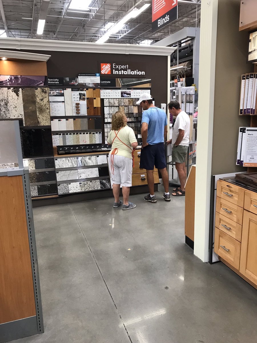 I Had To Check Out Homers Cafe!!! ISP Rosemary Putting On An. Amazing Event For HD Customers. #LeadsInSalesWin <a href="/scottwhiteHD/">Scott White</a> <a href="/SHAMWOW99/">Michael Albrecht</a>