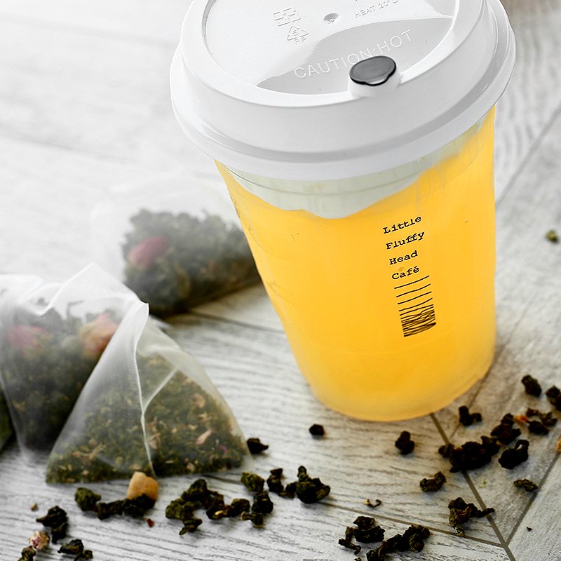 Refreshing, cold tea paired with decadent cheese cream. What more could you ask for? #littlefluffyhead #cheesetea